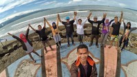 Bersama sahabat di Pantai Citepus
