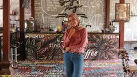 Suasana Rumah Senja dan Pagi
