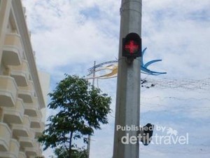 Lampu Lalu Lintas Vietnam Ini Apa Artinya?