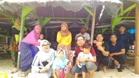 Bersama handai tolan