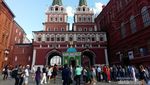 Lapangan Merah di Moscow yang Tidak Berwarna Merah