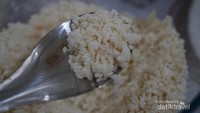 Mbal yang terbuat dari Ubi Kayu atau Singkong