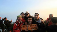 Para Pendaki Tangguh