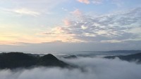 Lautan awan di Puncak Panguk