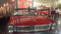 Ford Galaxie