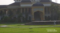 Istana Maimun