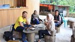 Libur Panjang di Sumbar, Nikmati Kopi dalam Tempurung