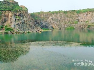 Libur Weekend ke Bogor: Mampir ke Danau Quarry