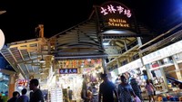 Serunya kuliner di Shilin Market