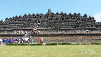 Penampakan Candi Borobudur