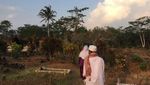 Liburan Bersama Ayah Tercinta, Nostalgia Masa Muda