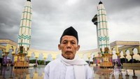 Mengunjungi masjid agung semarang di satu sore.