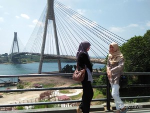 Liburan ke Batam, Kenapa Nggak?