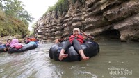 River tubing Sungai Oya