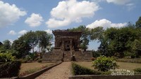 Candi Bhadyut