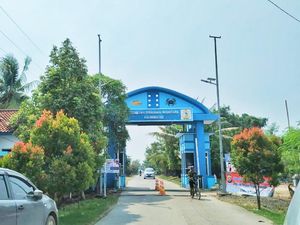Liburan ke Pantai Gopek di Banten Lama, Bayarnya Cuma Rp 500