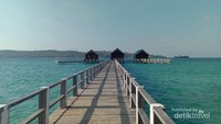 Beberapa resor yang ada di Pulau Bokori