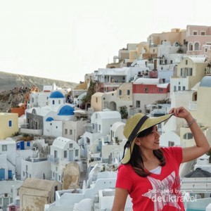 Liburan ke Santorini, Ini Spot-spot Terbaiknya!