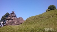 Salah satu candi yang ada di komplek Candi Gedong Songo