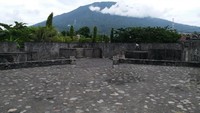Benteng Kalamata yang memiliki bentuk seperti penunjuk arah mata angin