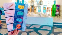 Tiket masuk Santorini Park seharga 150 Baht per orang, termasuk pilihan menaiki 1 wahana gratis