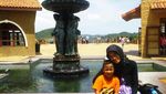 Liburan Murah & Kebun Anggur di Silver Lake, Thailand