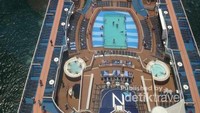 Pemandangan Kapal Pesiar Ovation of The Seas dari wahana North Star