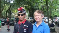 Berpose dengan Pecalang