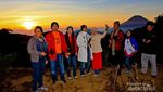 Liburan Panjang Akhir Mei, Lihat Golden Sunrise di Dieng