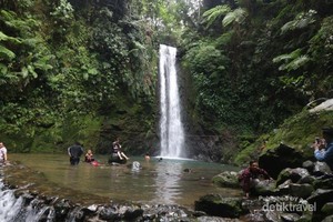 Liburan Segar Awal Ramadhan ke Gunung Salak Endah