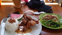 Ayam Taliwang makanan khas Lombok