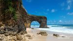 Lihat Cantiknya Pantai-Pantai Ini dari Atas Bukit di Pulau Sumba