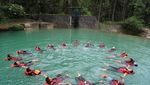 Lompat 7 Meter dan Body Rafting di Pangandaran