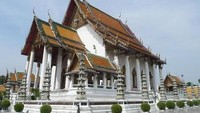 Wat Suthat (virtualtourist.com)