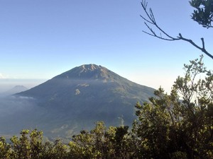 Luar Biasa, Menikmati Ramadan di Atas Merapi