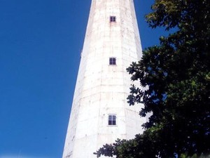 Madura Juga Punya Monas