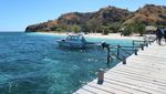 Main Air di Pulau Kanawa Tak Pernah Seasyik Ini