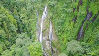 View dari udara di sekitar air terjun Cibadak  yang didokumentasikan oleh Schode, terlihat ada beberapa air terjun, tapi belum bisa di akses karena medan yg sulit.