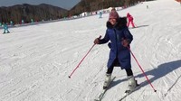 asyiknya main ski di jundushan ski resort