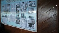 Kumpulan artikel di dinding restoran Yougwa, menceritakan tentang kontak tentara ABRI dengan masyarakat pedalaman papua