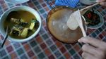 Makan Papeda dan Kisah TNI Bertemu Prajurit Suku Papua