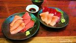 Makan Sashimi di Pasar Ikan Terbesar Sedunia di Tokyo