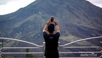 Datang ke sini, dijamin bakal dapet stok foto banyaak. Apalagi fotonya pake OPPO F5