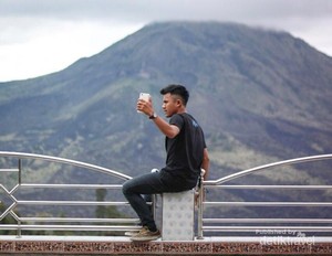 Makan Siang dengan Panorama Terindah di Bali