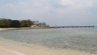 Pantai Tanjung Lesung (ikes/dtraveler)