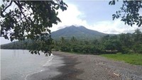 Pesisir pantai menuju Boba.