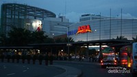 Salah satu mal terbesar di Filipina