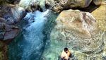Mantap! Bogor Punya Air Terjun Sejernih Ini