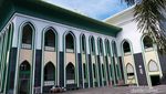 Masjid dengan Pemandangan Laut Cantik di Ternate