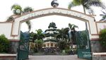 Masjid Indah di Dekat Danau Maninjau
